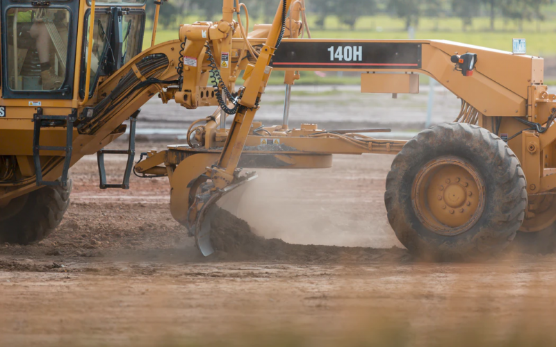 5 Tips For Tracking And Monitoring Construction Equipment