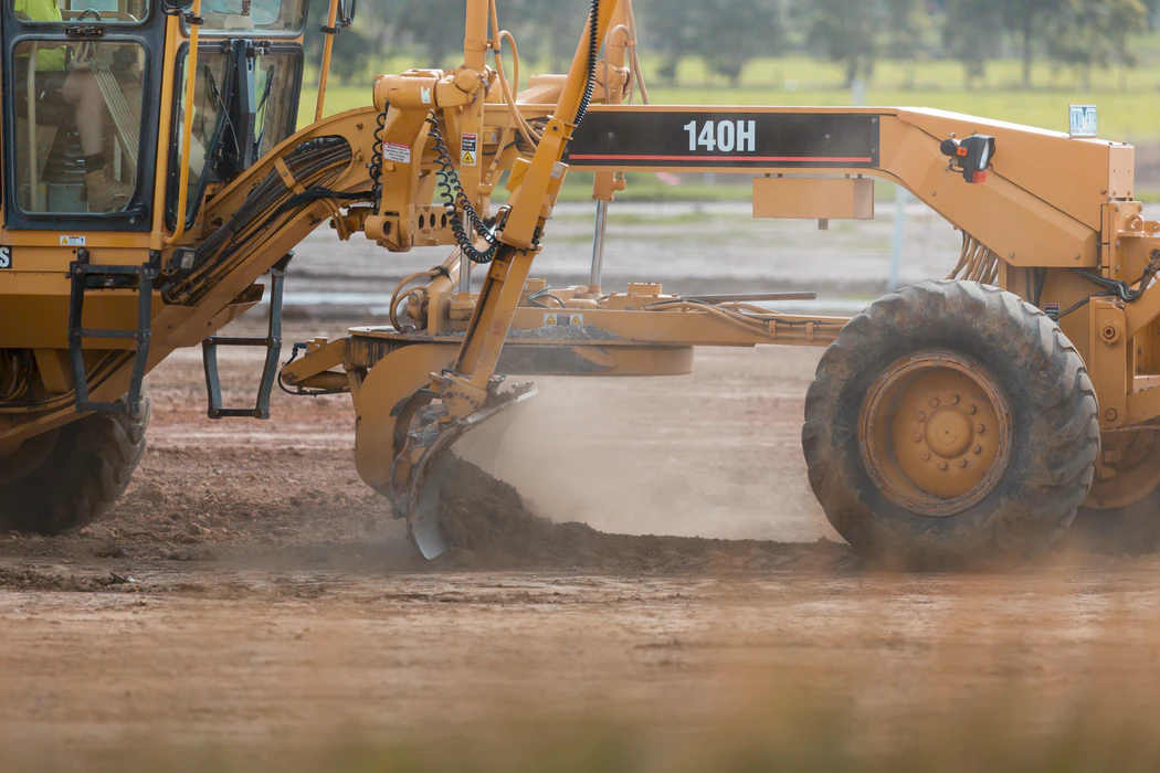 5 Tips For Tracking And Monitoring Construction Equipment